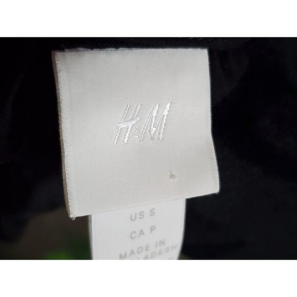 H&M Women's Solid Black 100% Viscose Half Sleeve Knee Length Dress Size Small - Picture 9 of 12